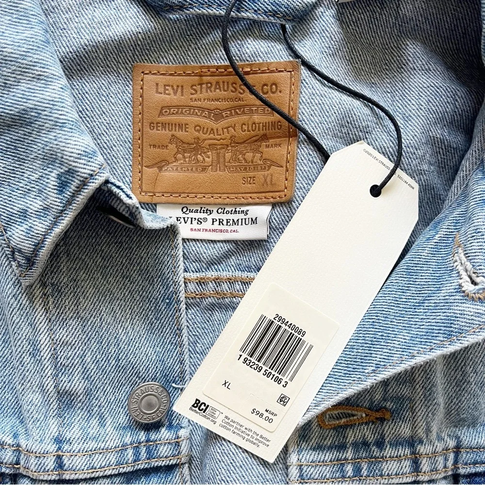 Levi's Premium Blue Denim Jacket - Picture 2 of 5